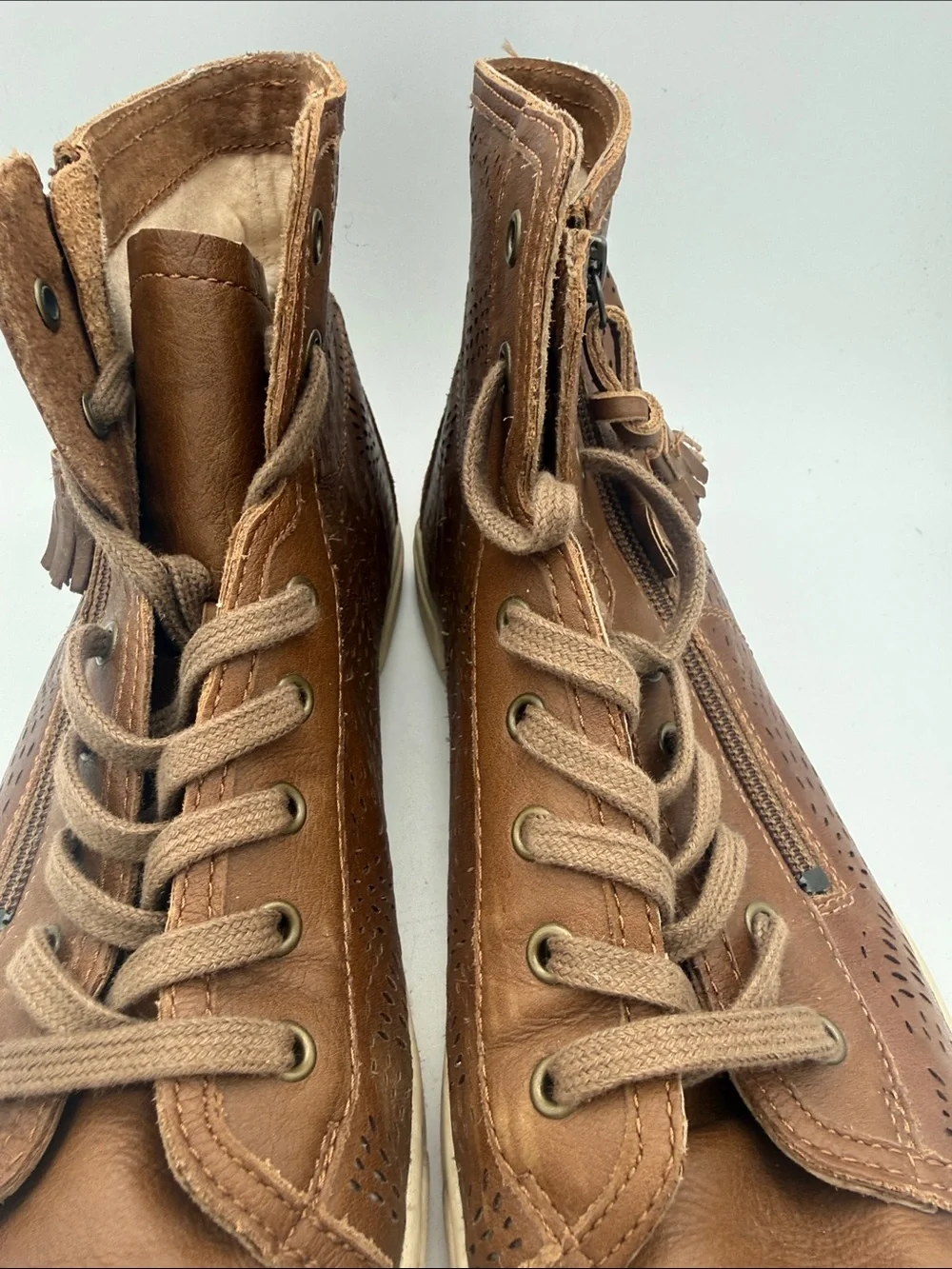 UGG Blaney Brown Leather Perforated High Top Sneakers Side Zip Tassel Sz 12